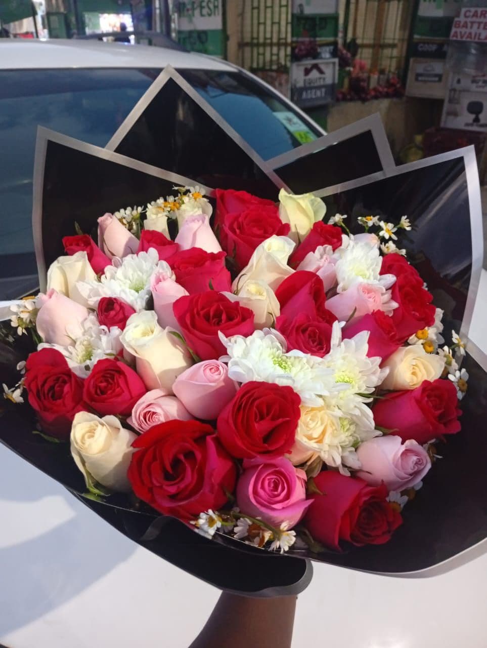 best-florist-in-kitengela-Happier paradise florist